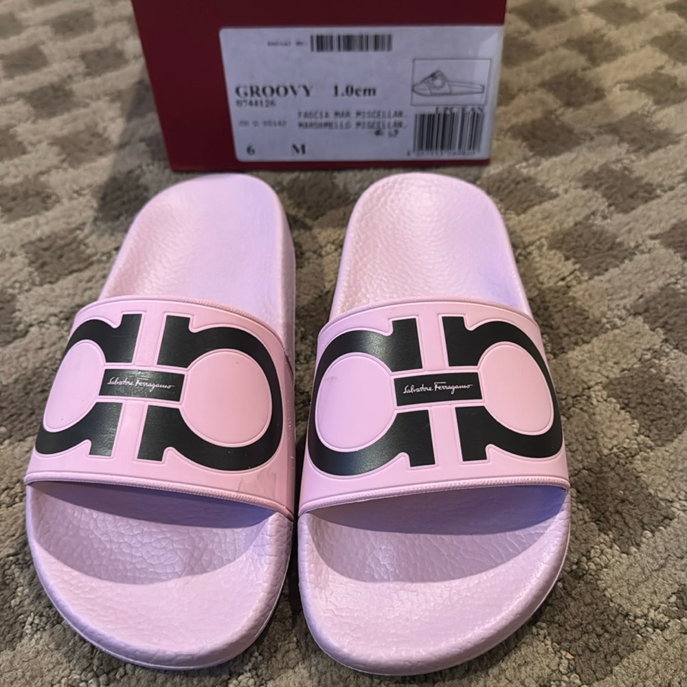 Woman Ferragamo slides